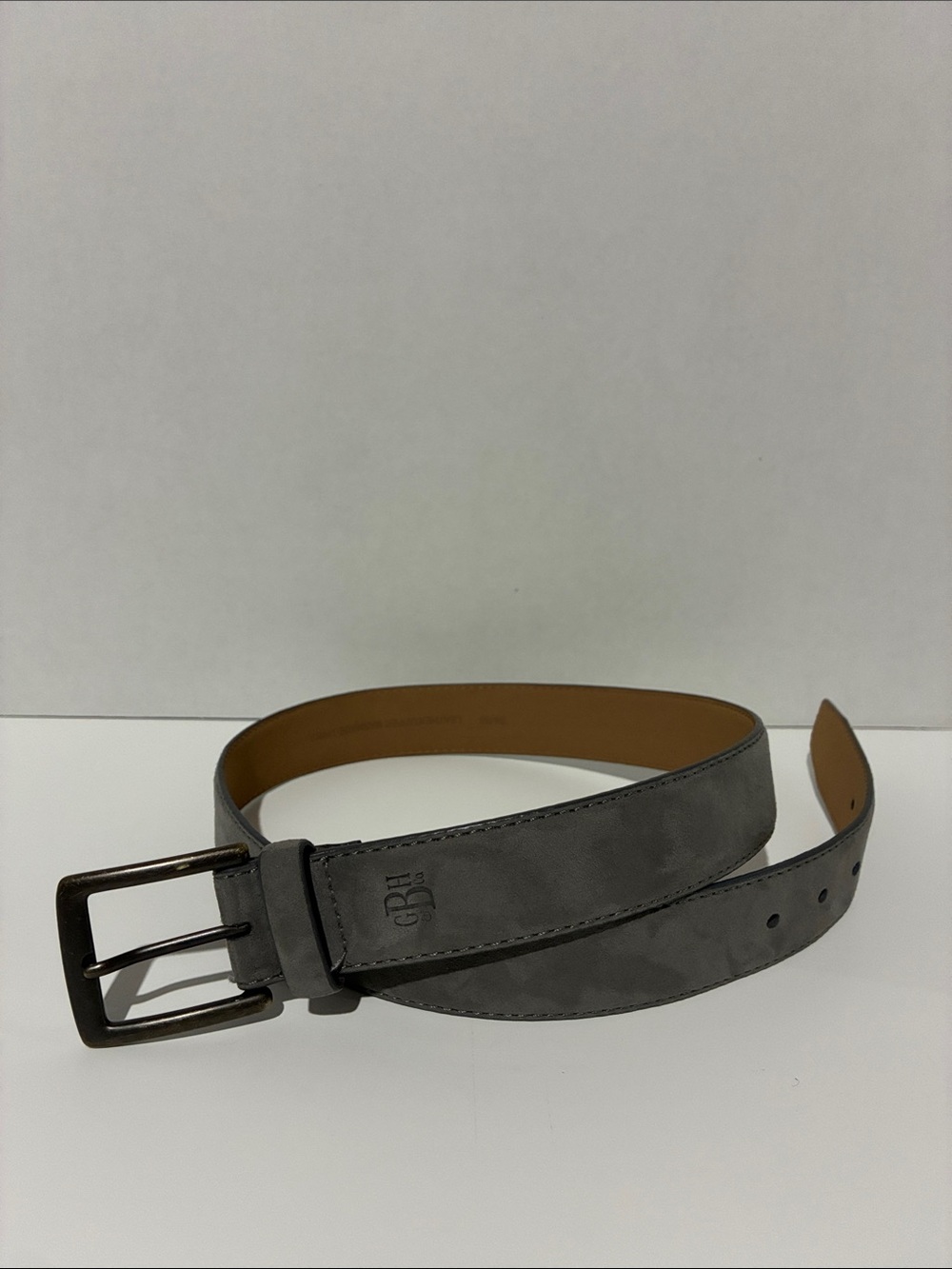 G.H. Bass & Co. Gray Suede Leather Men's Belt with Metal Buckle